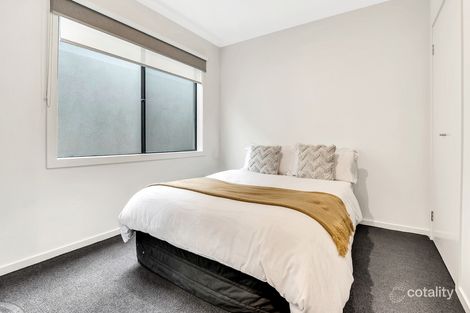 Property photo of 29 Lemongrass Drive Mickleham VIC 3064