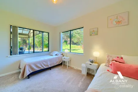 Property photo of 24 Parmelia Way McKail WA 6330