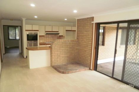 Property photo of 10 Boulia Court Durack QLD 4077