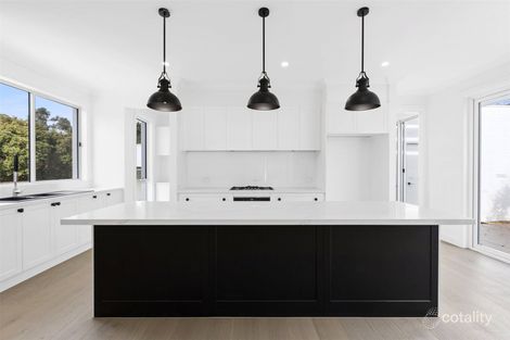 1/16 Hampshire Rd, Glen Waverley, VIC 3150