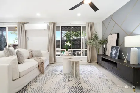 Property photo of 24 Glenhaven Place Durack QLD 4077