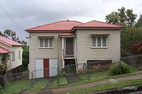 9 Brinawa St, Camp Hill, QLD 4152