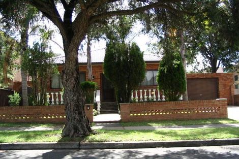 8 De Witt St, Bankstown, NSW 2200