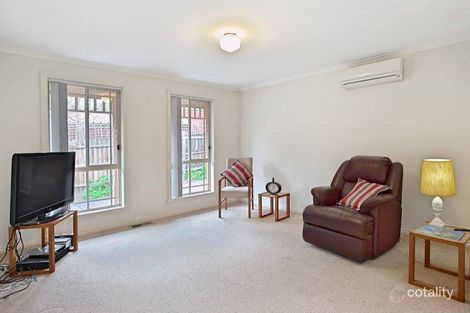 Property photo of 2/18 Anama Street Greensborough VIC 3088