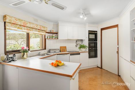 Property photo of 6/11 Yarrbat Avenue Balwyn VIC 3103