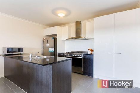 Property photo of 63 Westwood Boulevard Keysborough VIC 3173