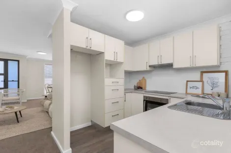 Property photo of 2/22 Emily Street Marks Point NSW 2280