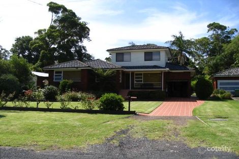 11 Lucinda Ave, Wamberal, NSW 2260