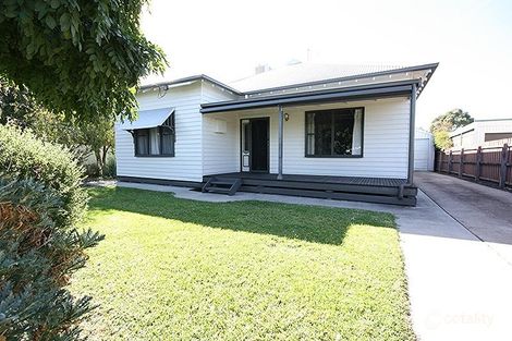 23 Bennett Rd, Horsham, VIC 3400