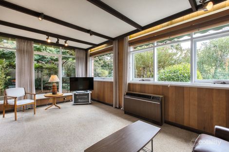 Property photo of 9 Lansell Crescent Camberwell VIC 3124