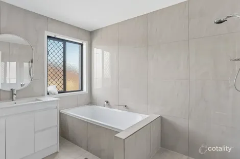 Property photo of 87 Billinghurst Crescent Upper Coomera QLD 4209