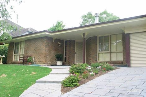 37 Horseshoe Dr, Aberfoyle Park, SA 5159