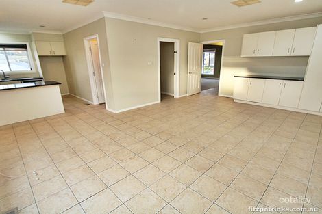 Property photo of 90 Brooklyn Drive Bourkelands NSW 2650