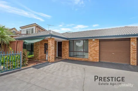 25 Natchez Cres, Greenfield Park, NSW 2176