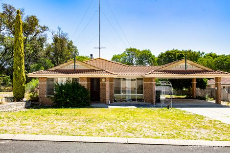 Property photo of 4 Protea Pass Glen Iris WA 6230