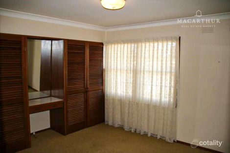Property photo of 5 Willow Street Kooringal NSW 2650