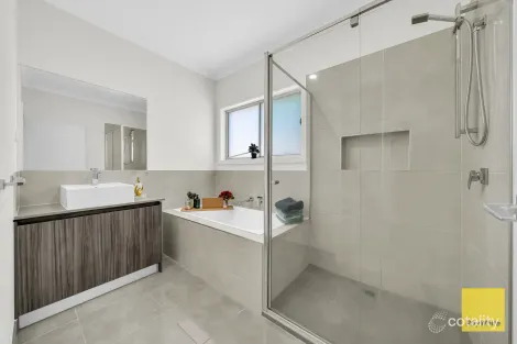 Property photo of 71 Warrigal Drive Aintree VIC 3336