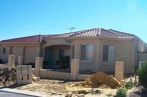 5 Laura Rise, Marangaroo, WA 6064