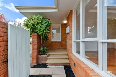 Property photo of 13 Plunkett Street Chifley ACT 2606