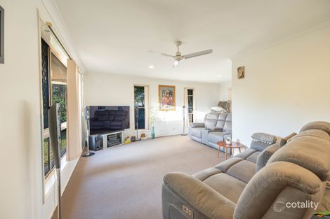 Property photo of 2 Hilltop Place Banyo QLD 4014