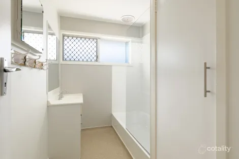 Property photo of 37 Dalrymple Drive Toolooa QLD 4680