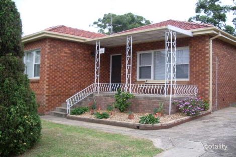 Property photo of 42 Hopewood Crescent Fairy Meadow NSW 2519
