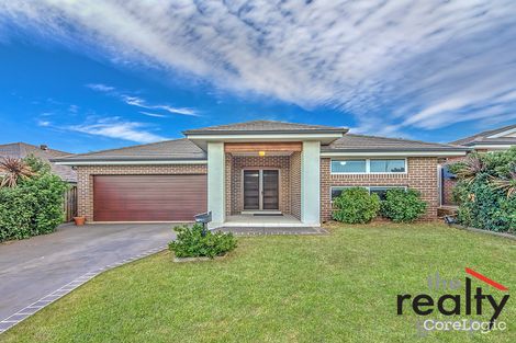 Property photo of 14 Young Circuit Elderslie NSW 2570