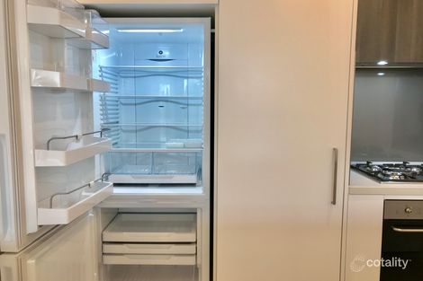 Property photo of 3/29 Kambrook Road Caulfield North VIC 3161