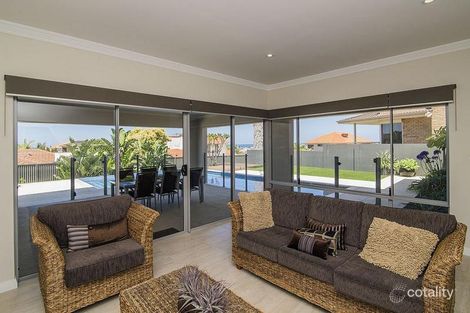 Property photo of 27 Urbahns Way Hillarys WA 6025