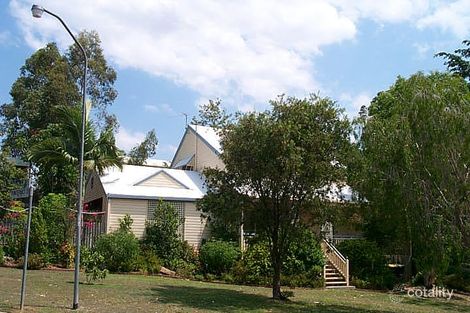 17 Toddington St, Chapel Hill, QLD 4069