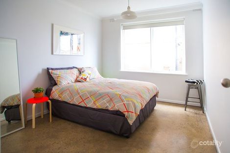 8/27 Robe St, St Kilda, VIC 3182