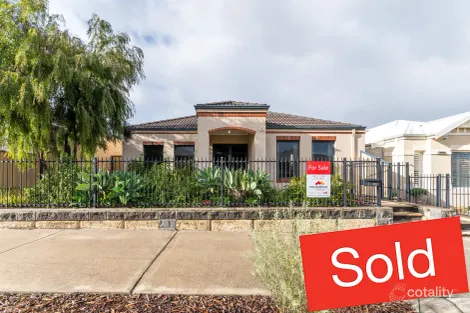 Property photo of 8 Pardalote Way Tapping WA 6065