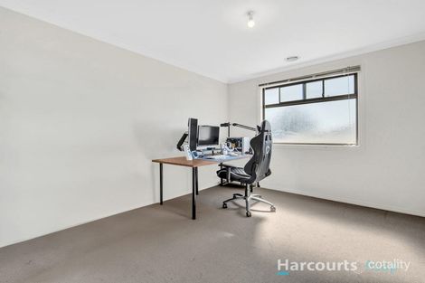 Property photo of 8/10-12 Innes Court Berwick VIC 3806
