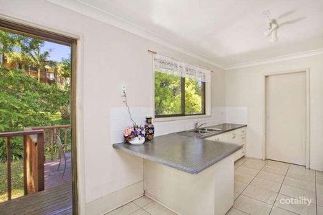 Property photo of 6 Hamish Crescent Wyoming NSW 2250