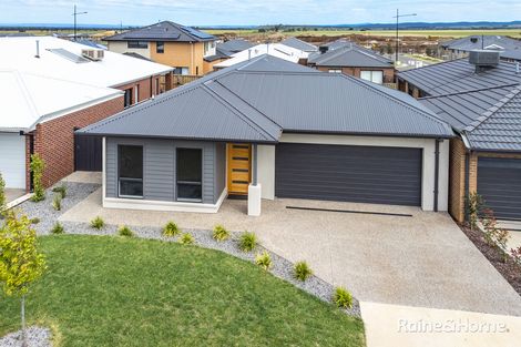 Property photo of 104 Madisons Avenue Diggers Rest VIC 3427