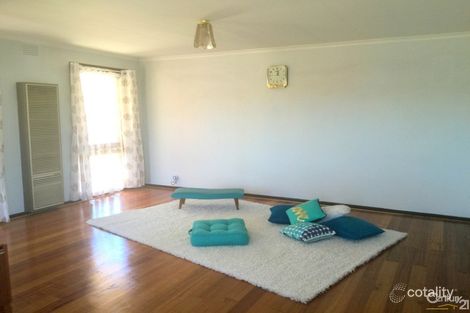Property photo of 4 Warren Crescent Hastings VIC 3915