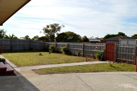 Property photo of 4 Warren Crescent Hastings VIC 3915