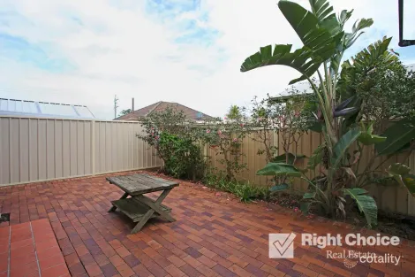 Property photo of 3/32 Darley Street Shellharbour NSW 2529