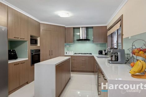 Property photo of 33 Trisha Drive Rowville VIC 3178