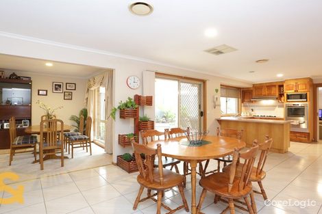 Property photo of 17 Weir Court Roxburgh Park VIC 3064