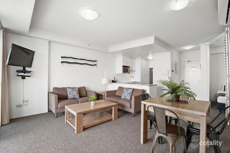 Property photo of 902/182-192 Marine Parade Labrador QLD 4215
