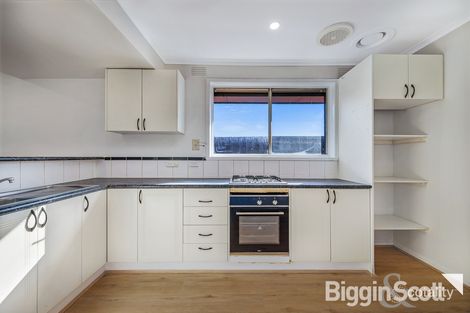 Property photo of 5/13 Wallarano Drive Noble Park VIC 3174