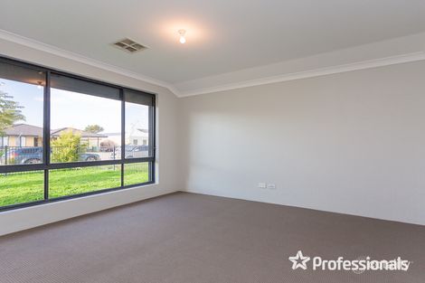 56 Mccubbin Loop, Seville Grove, WA 6112