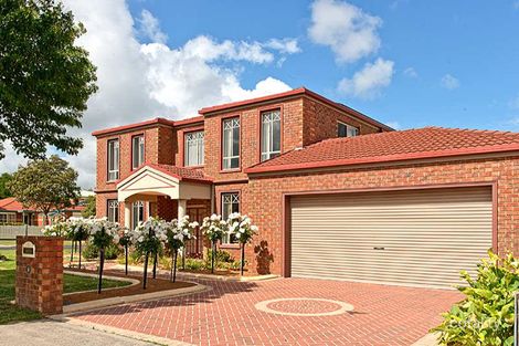 Property photo of 1 Scarborough Drive Narre Warren South VIC 3805