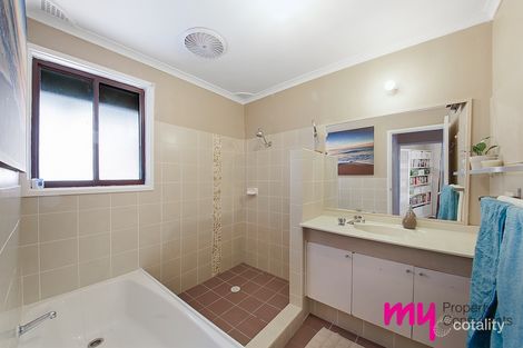 Property photo of 3 Cunningham Place Camden South NSW 2570