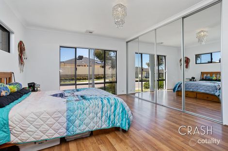 Property photo of 6 Lynella Circuit Banksia Grove WA 6031