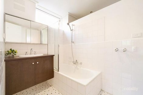 Property photo of 16/29 Upton Road Windsor VIC 3181