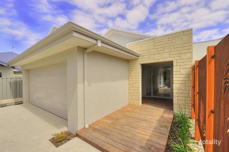 Property photo of 4B Clyde Place Mandurah WA 6210