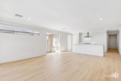 40 Havant Way, Wellard, WA 6170