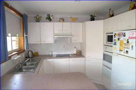 Property photo of 9 Friar Close Port Macquarie NSW 2444